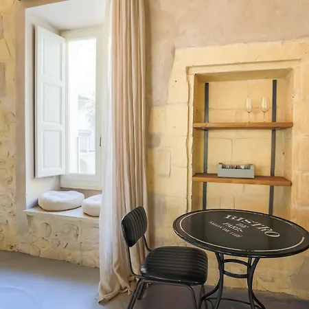 Palazzo Sant'anna 4*